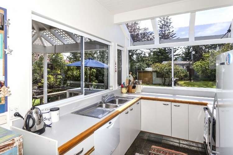 118 Beverley Terrace Whangamata_1