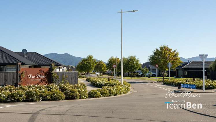 4 Bond Street, Rose Manor_0