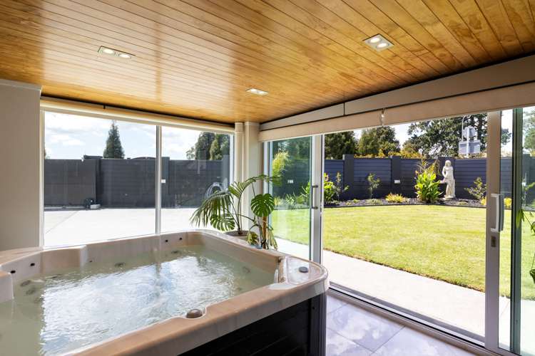 163 Lake Crescent Hamilton Lake_27