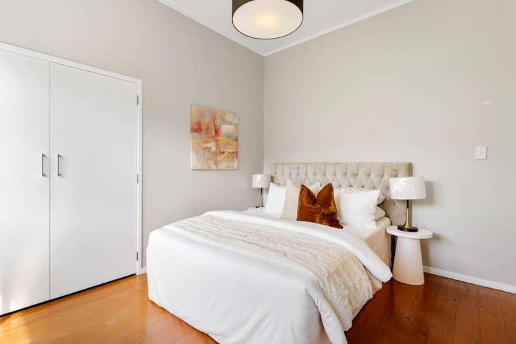 7 Merwood Lane Devonport_14