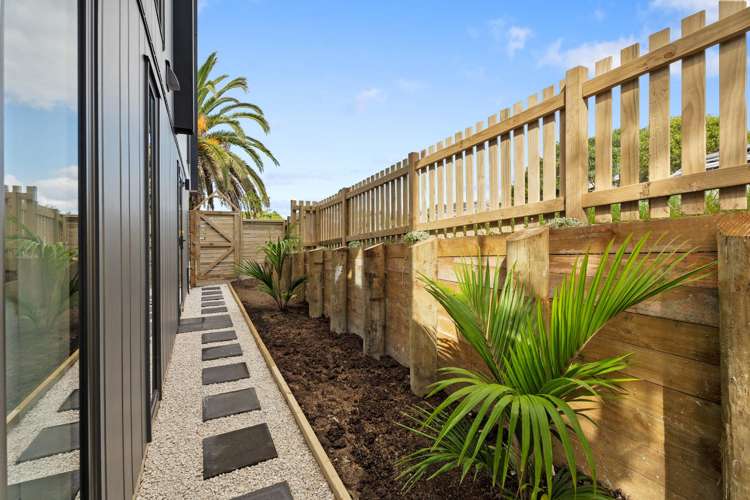 1/33 Elizabeth Drive West Harbour_13