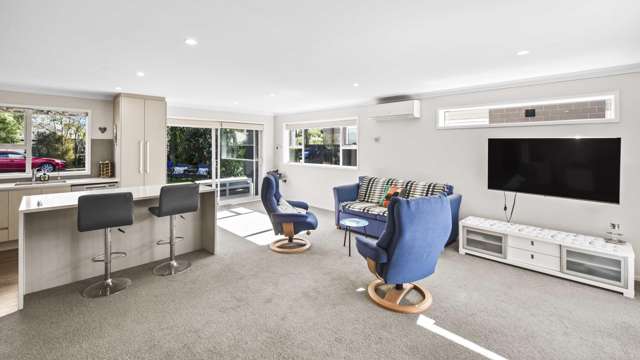 11 Laurie Street Red Beach_4
