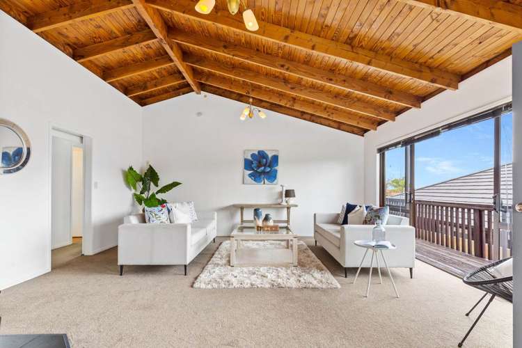 116 Whangaparoa Road Red Beach_5