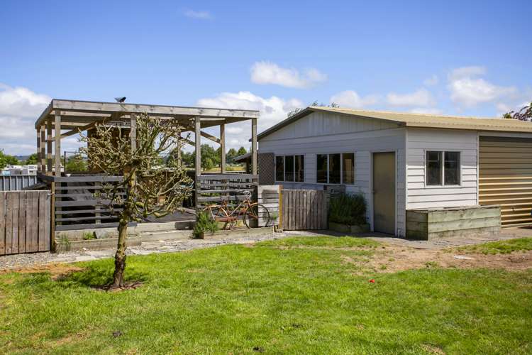 17 Macdonell Street Hilltop_29