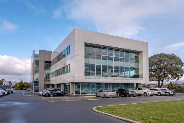 Premium Office in Prime Airport Location