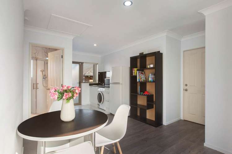 414 Chapel Road Flat Bush_12