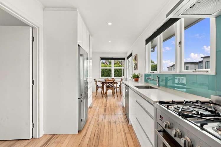 1/103 Bond Crescent Forrest Hill_2