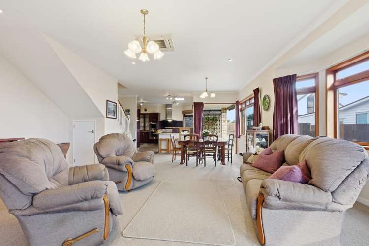10 Fairway Avenue_5