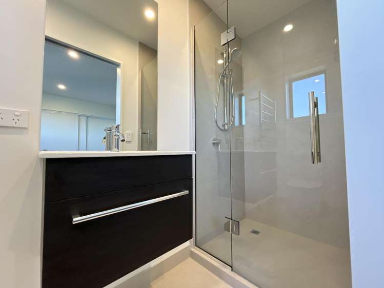 2/83 Edinburgh Street 10222_9