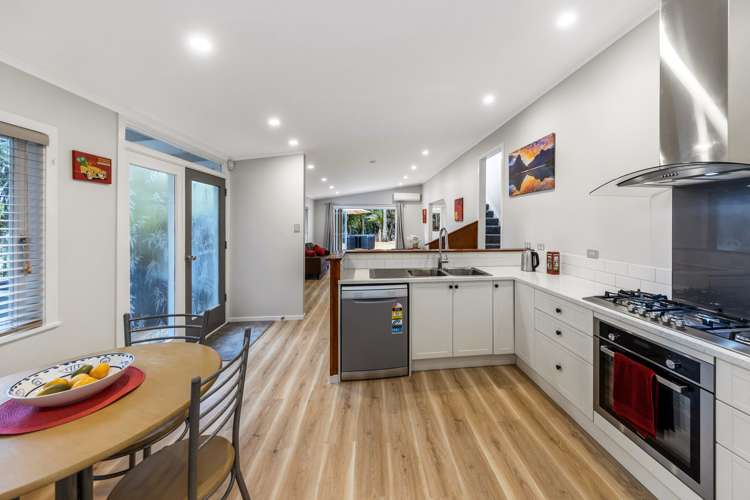 45 Park Road Titirangi_2