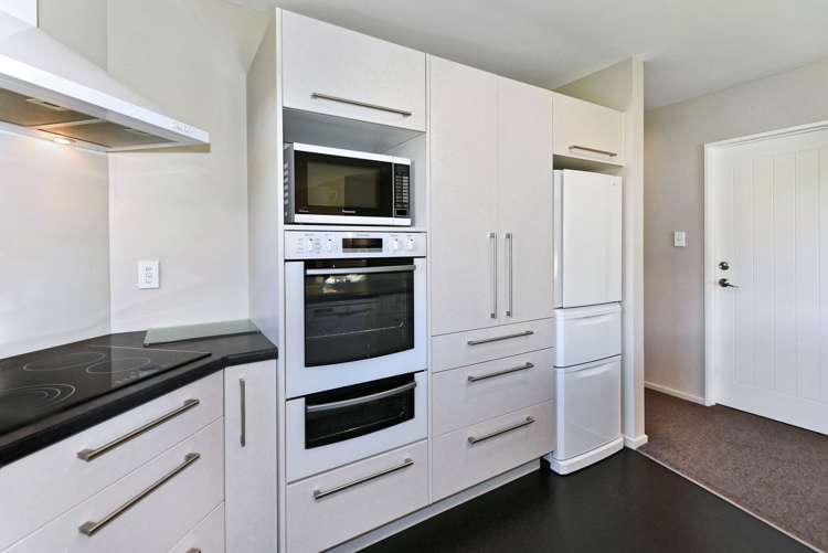 3 Victoria Street Springfield_15