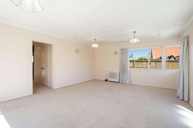 81b Kingsford Drive Stoke_5