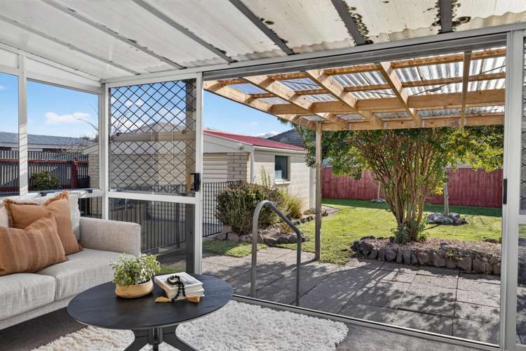 40 Oakley Crescent Hornby_11