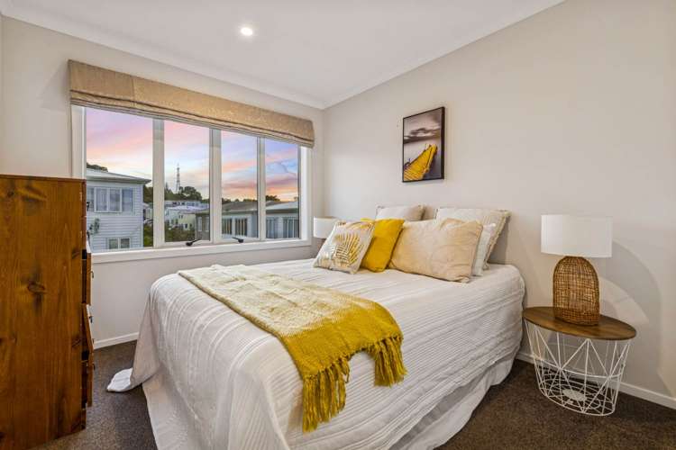 10 Panakenake Way Flat Bush_13