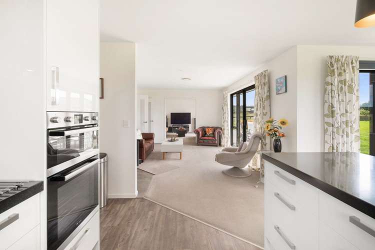 24 Whitcombe place Darfield_9