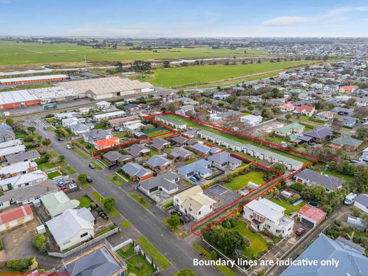 22 Avenal Street Avenal_35