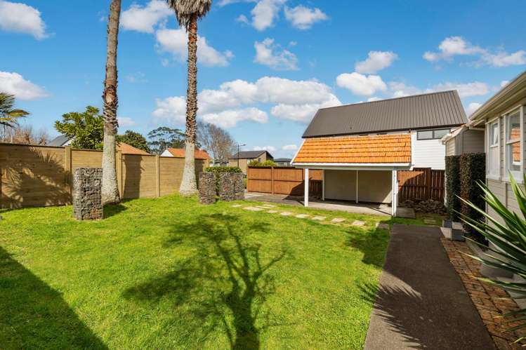9 Range View Road Mount Albert_14