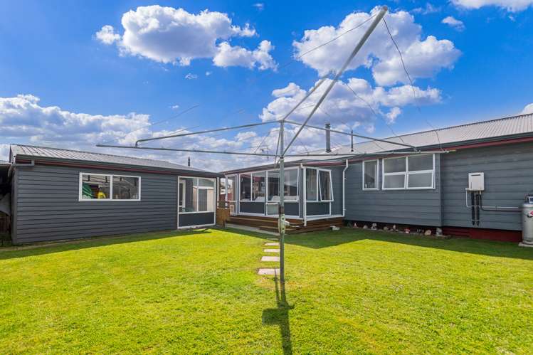 9 Maire Street Pahiatua_11