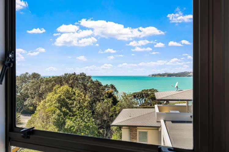 12 Cooper Road Stanmore Bay_2