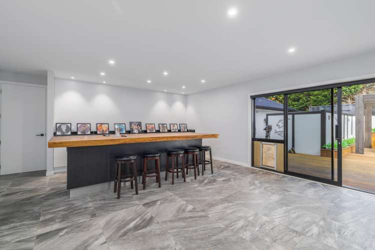 27 Carnaveron Drive Lincoln_8