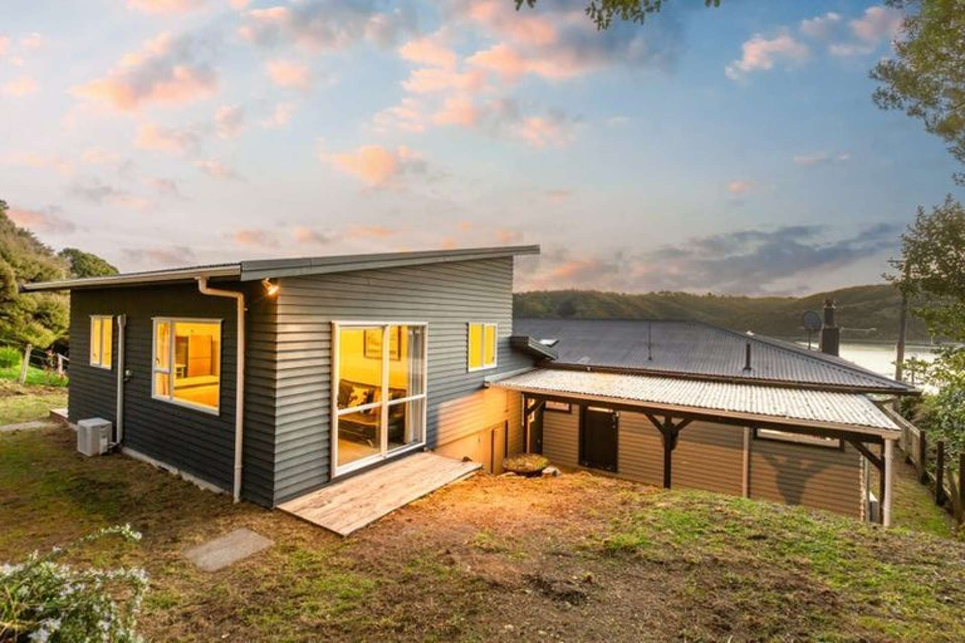 32 Papakowhai Road Papakowhai_0