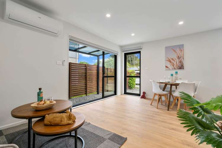 2/131a Whitney Street Blockhouse Bay_6