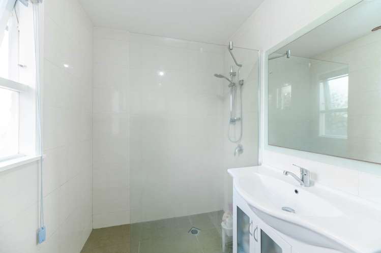 2/28 Powrie Street Glenfield_8