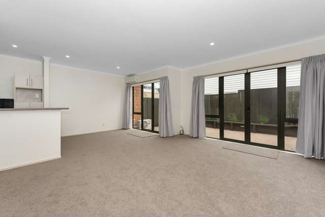 14d Kelvin Place Hamilton East_3