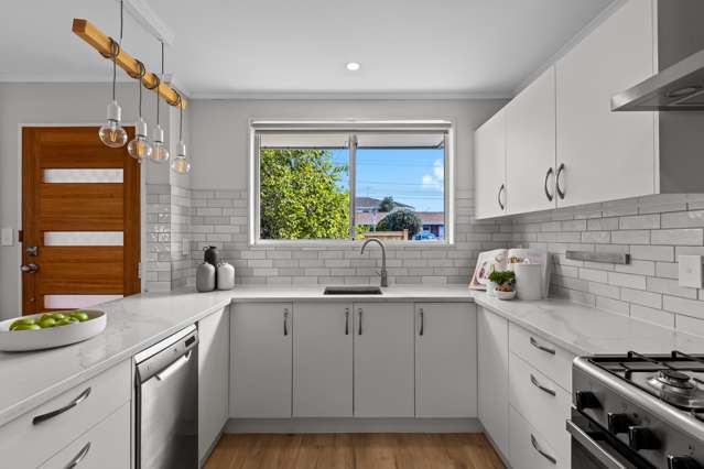 2/59 Hatton Road Orewa_4