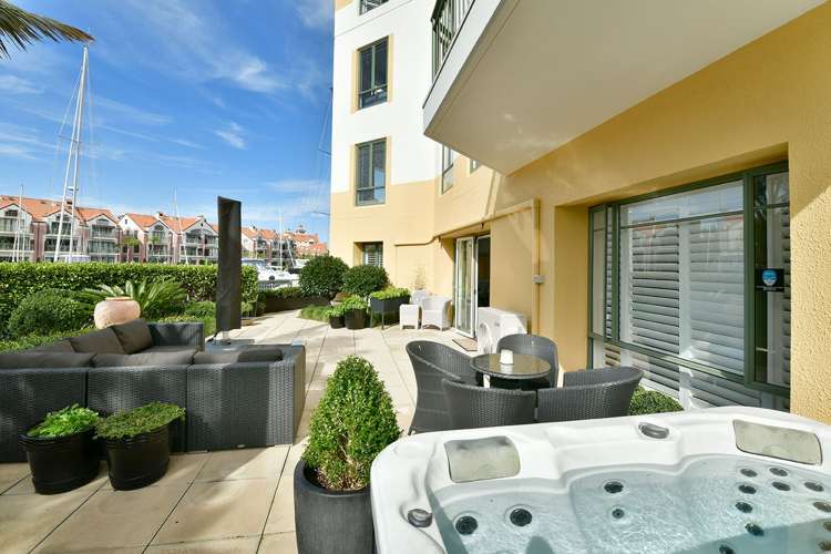 1 Waterside Crescent Gulf Harbour_29