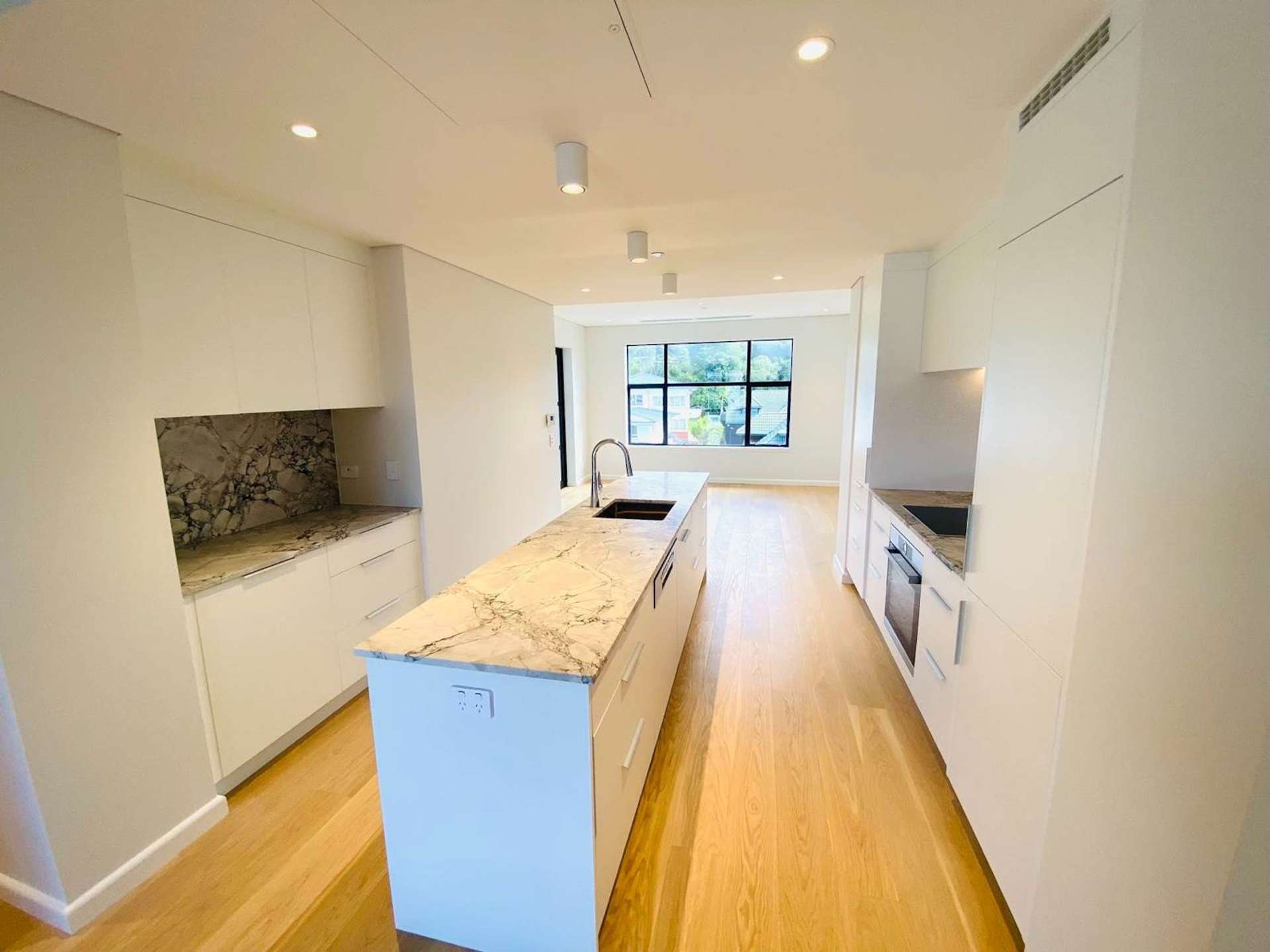 203/2 Tagalad Road Mission Bay_0