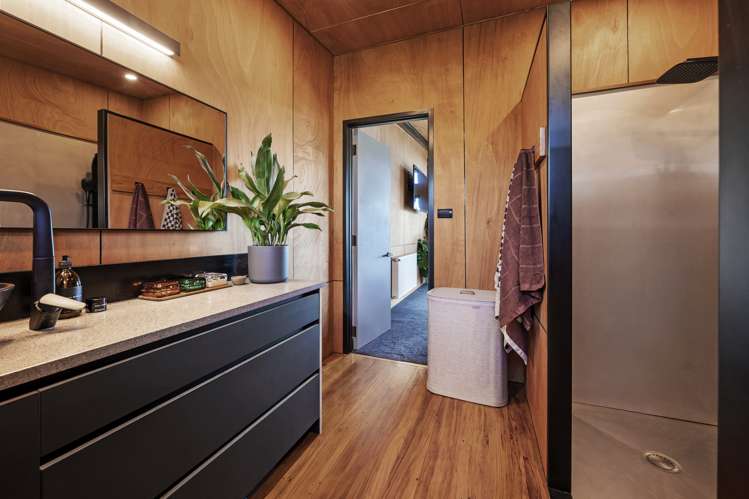 35 Peregrine Place Kinloch_24