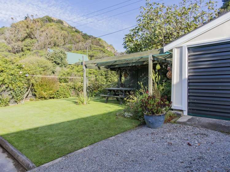 6 Cathedral Road Gore Bay_16