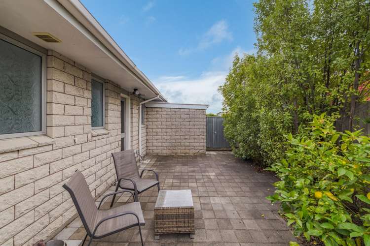 2 & 3/76 Ruskin Street Addington_11