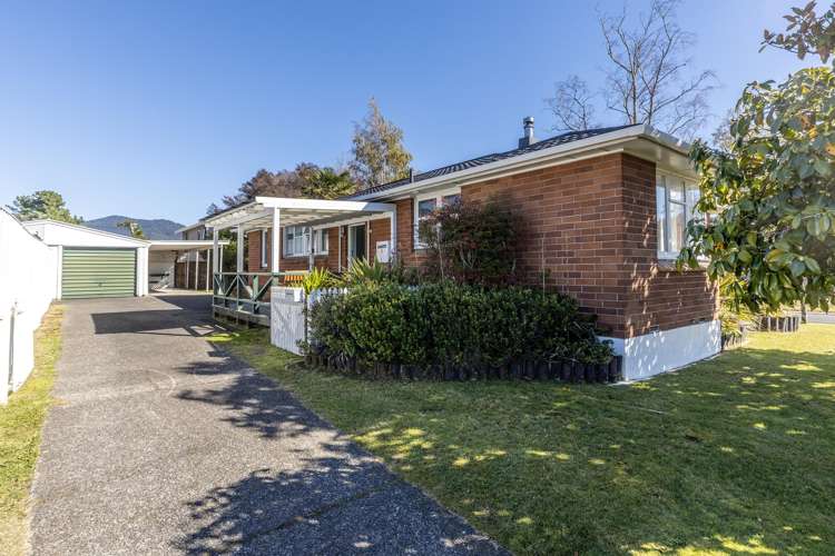 1 Parekarangi Grove Turangi_21