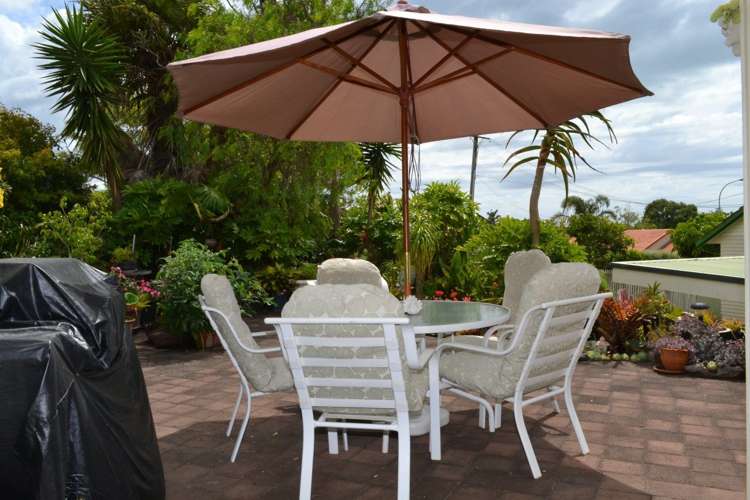 39 Beach Road Mellons Bay_14