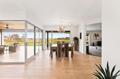 15 Magnolia Tree Way_1