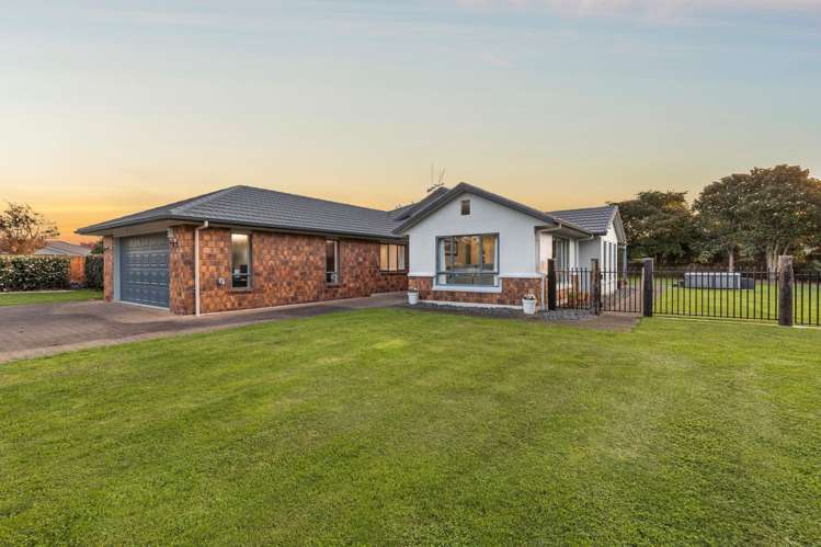 200 The Oaks Drive Cambridge_0