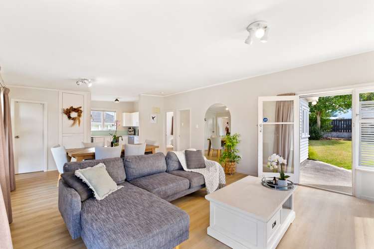 191 Te Atatu Road Te Atatu South_6