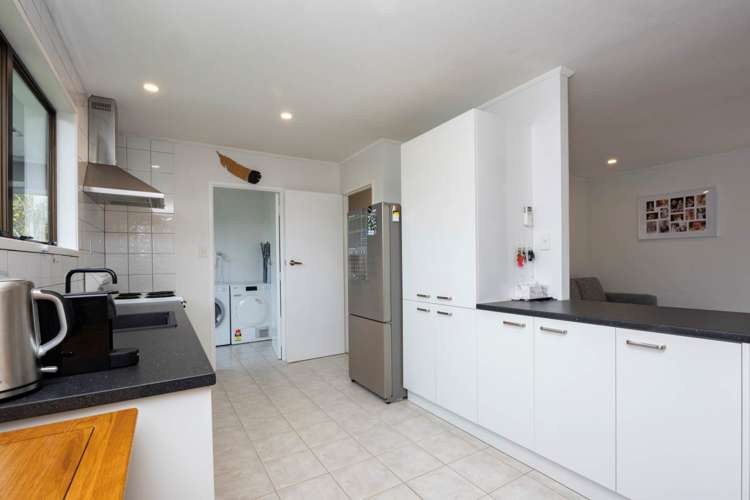 19 Hydra Place Glen Eden_7