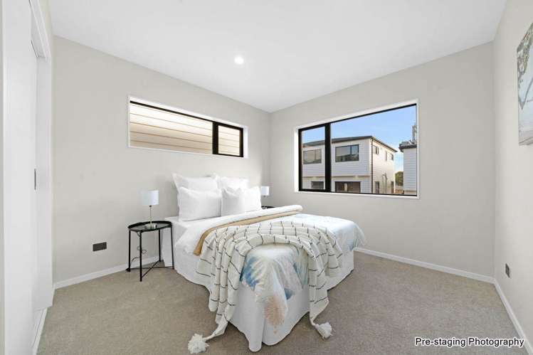 10/592 Massey Road Mangere_9