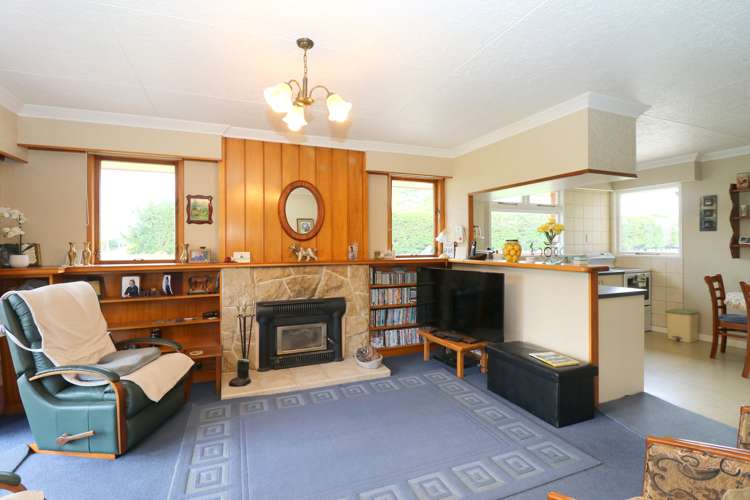 215 Findlay Road Ascot_8