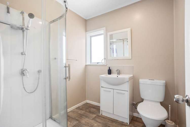 623 Glenfield Road Totara Vale_12