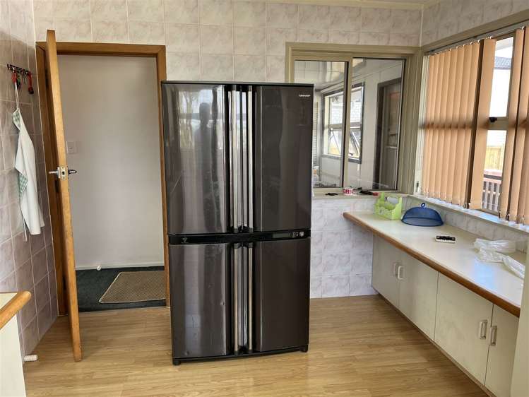 23 Pinewood Street Avondale_4