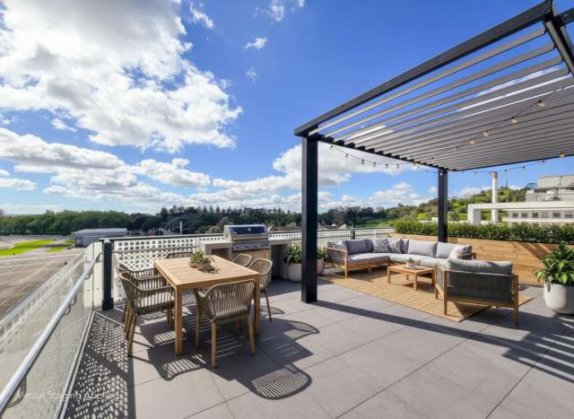 220/223A Green Lane West Epsom_2