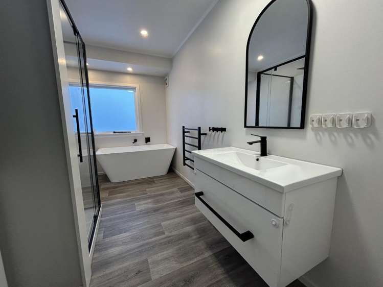 8 Mabson Terrace 10754_17