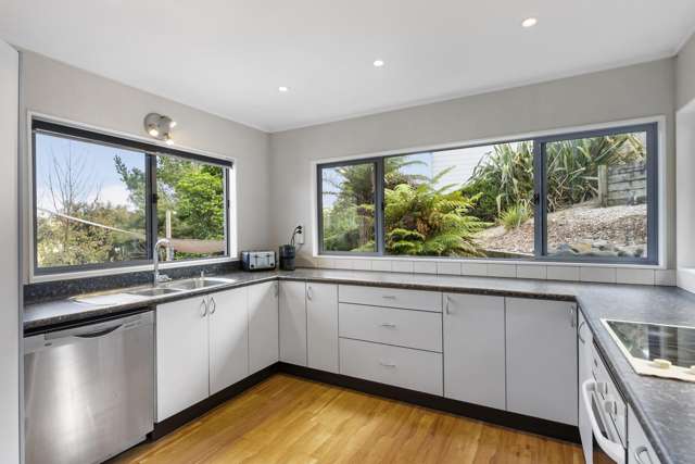 105 Waitakere Road Waitakere_3