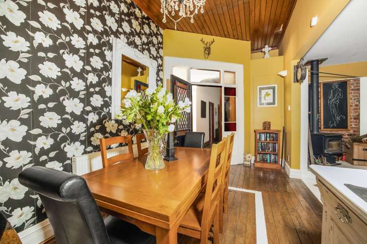 42 & 44 Crown Street North East Valley_11