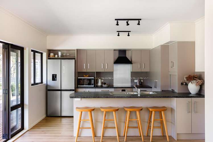 27A Massey Road_2