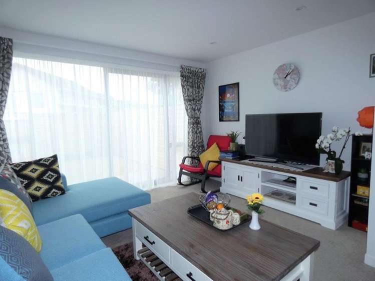 15/2 Stone Street Miramar_3